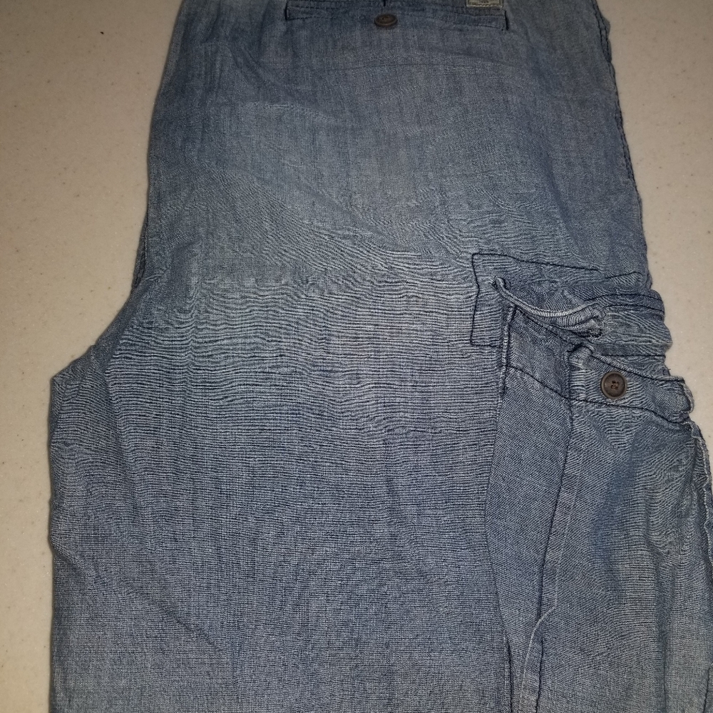 Men's Tommy Hilfiger cargo jean shorts size 42